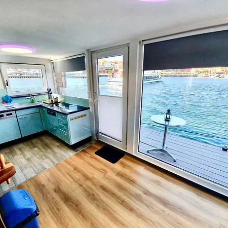 Ferienwohnung Auf Der Mueritz Appartement